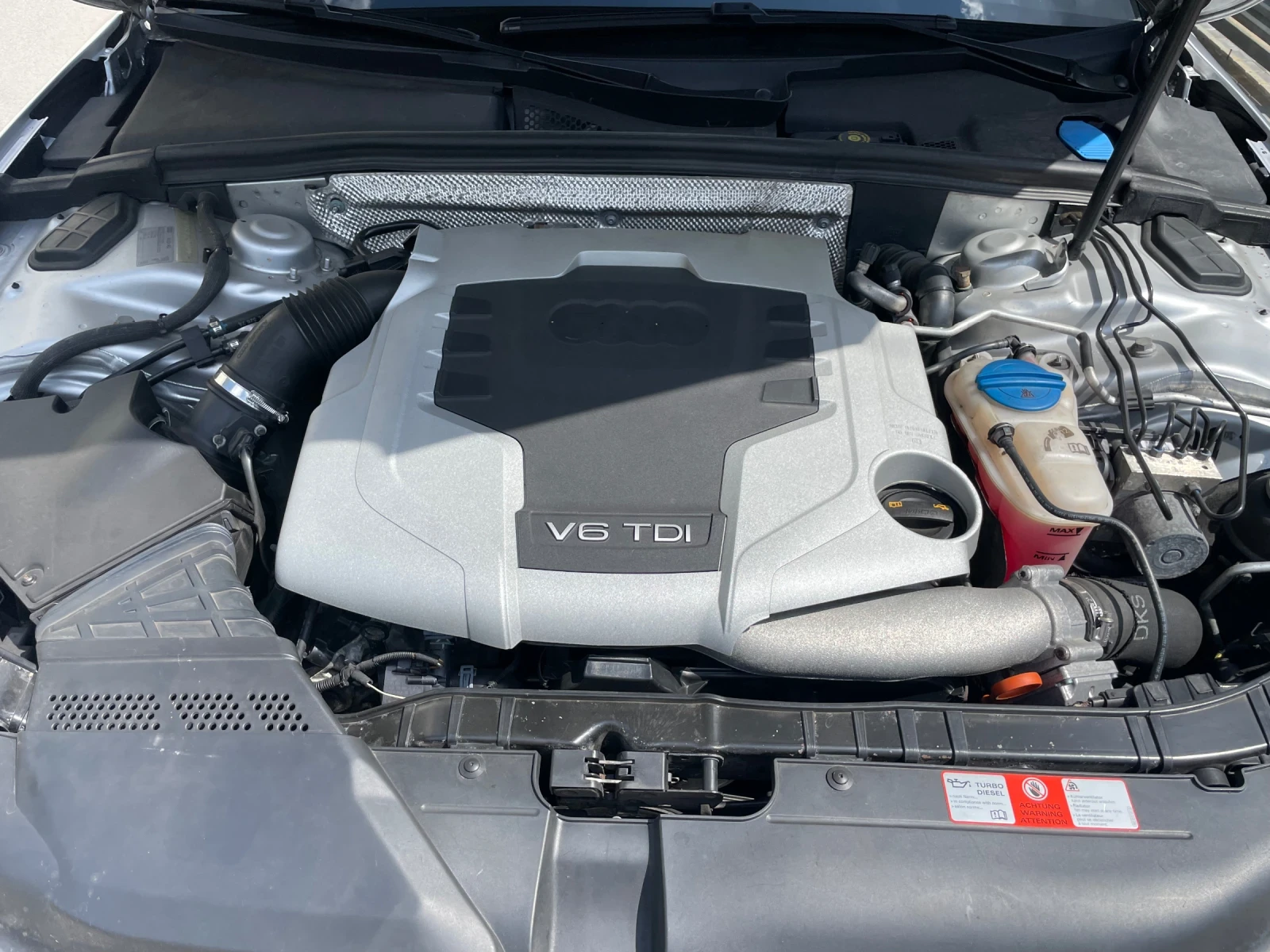 Audi A5 3.0 TDI Coupe quattro, снимка 8 - Автомобили и джипове - 54388200