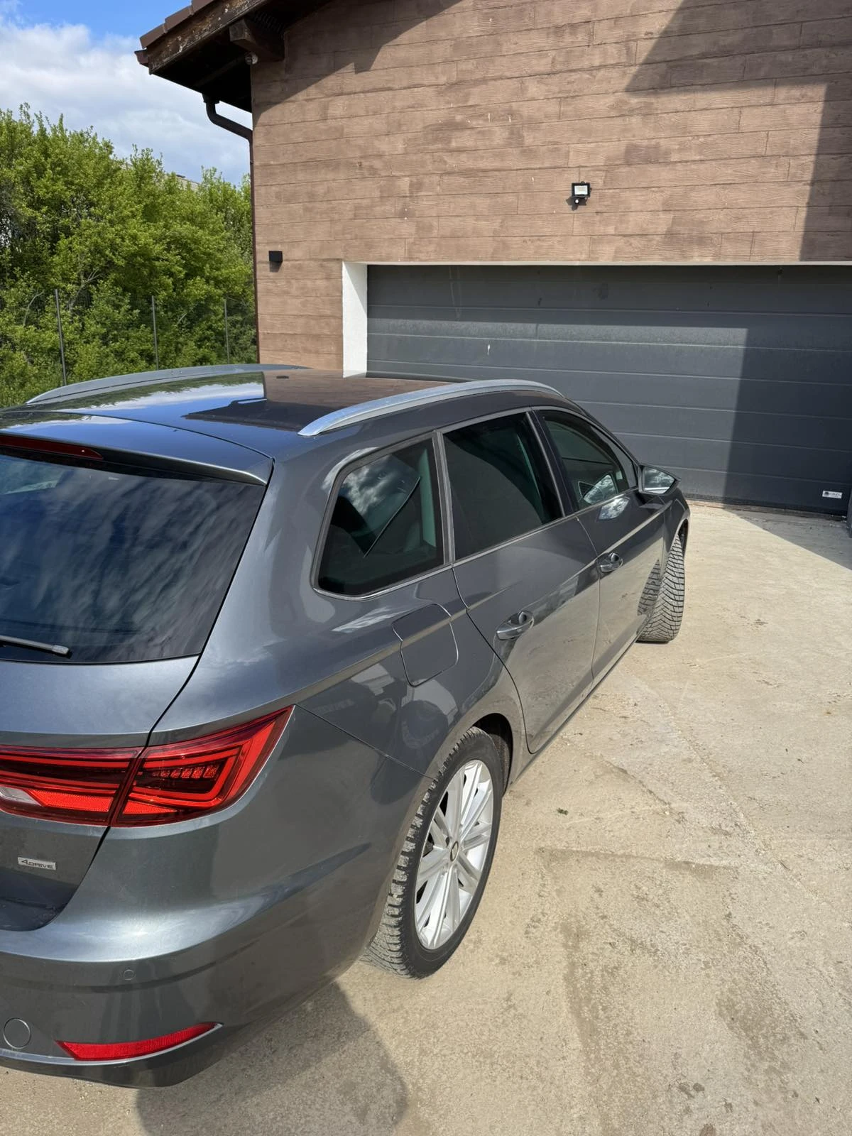 Seat Leon Xcellence, снимка 5 - Автомобили и джипове - 54410910