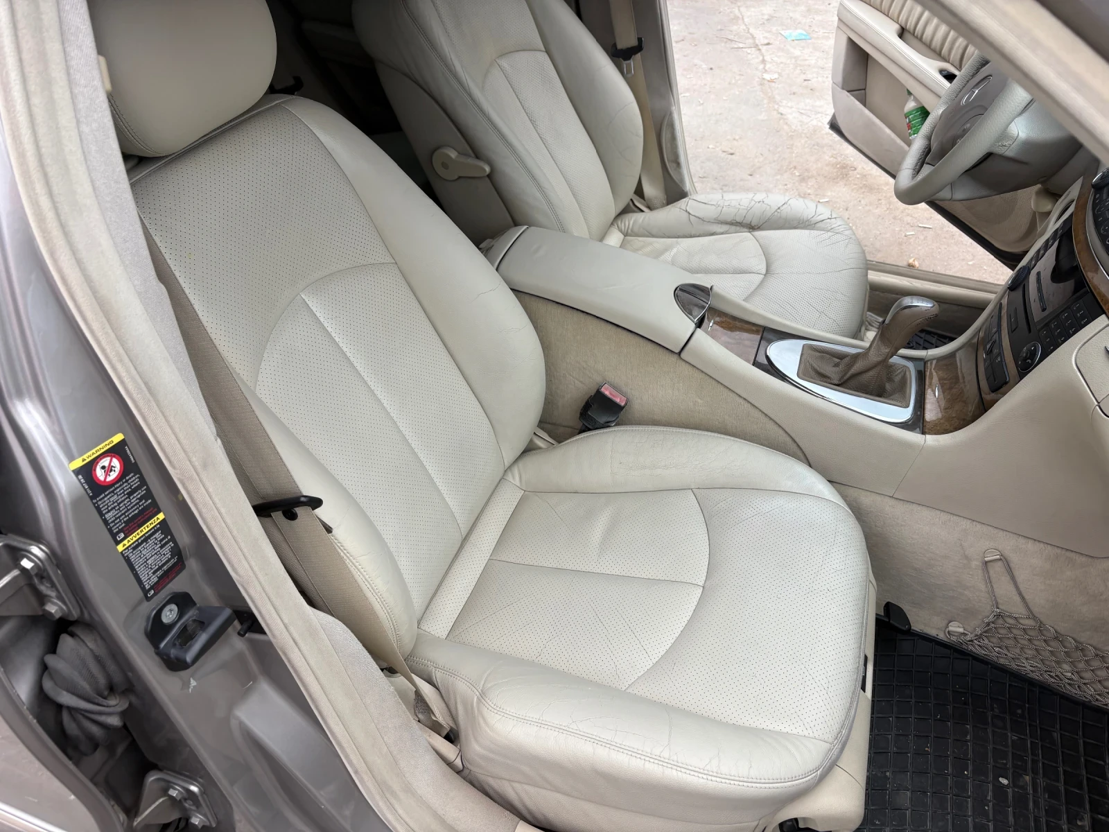 Mercedes-Benz E 270 2.7 CDI Avangard Ръчка 6 скорости, снимка 8 - Автомобили и джипове - 54477296
