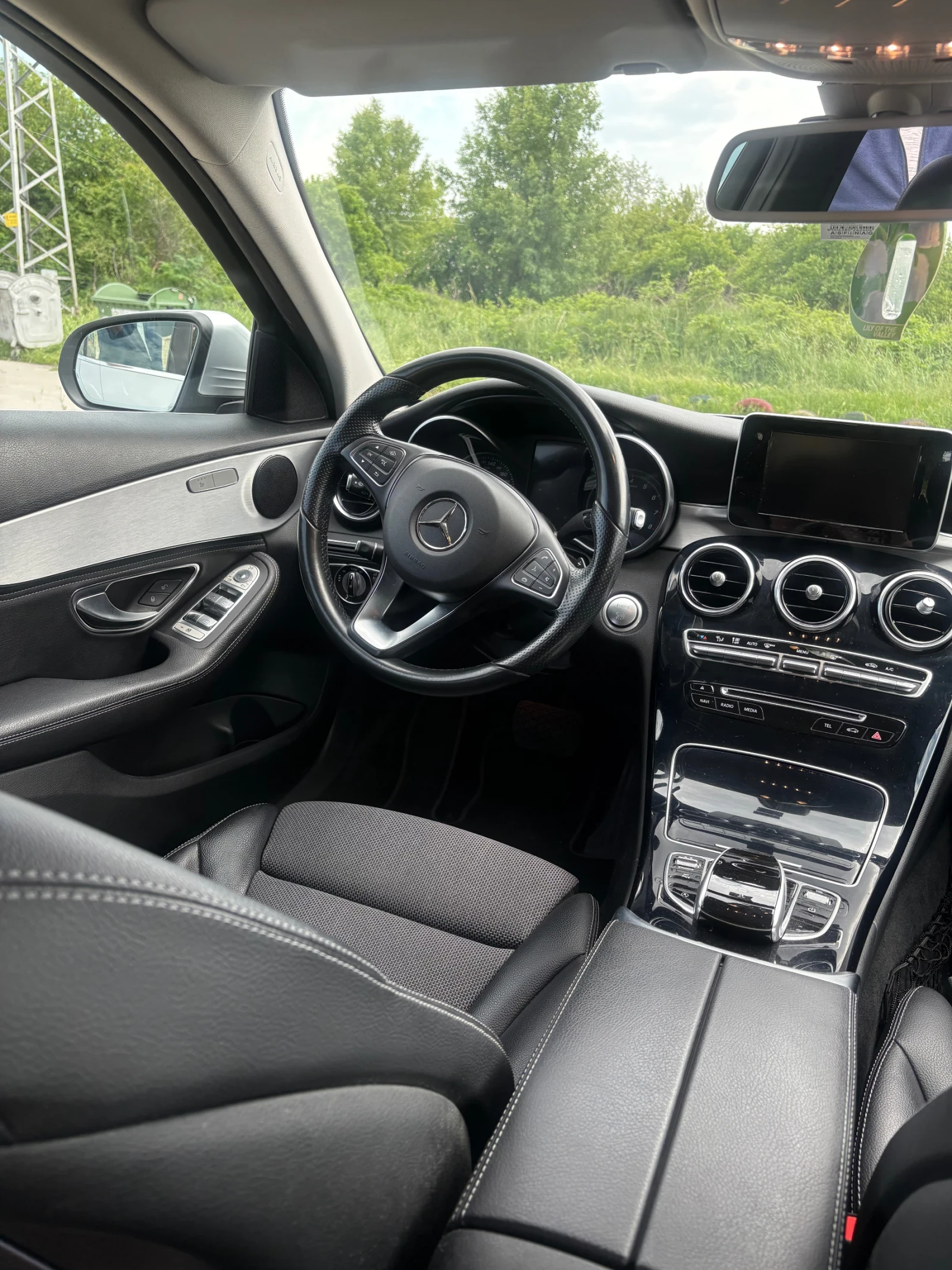 Mercedes-Benz C 180 Avantgarde , снимка 15 - Автомобили и джипове - 54621198