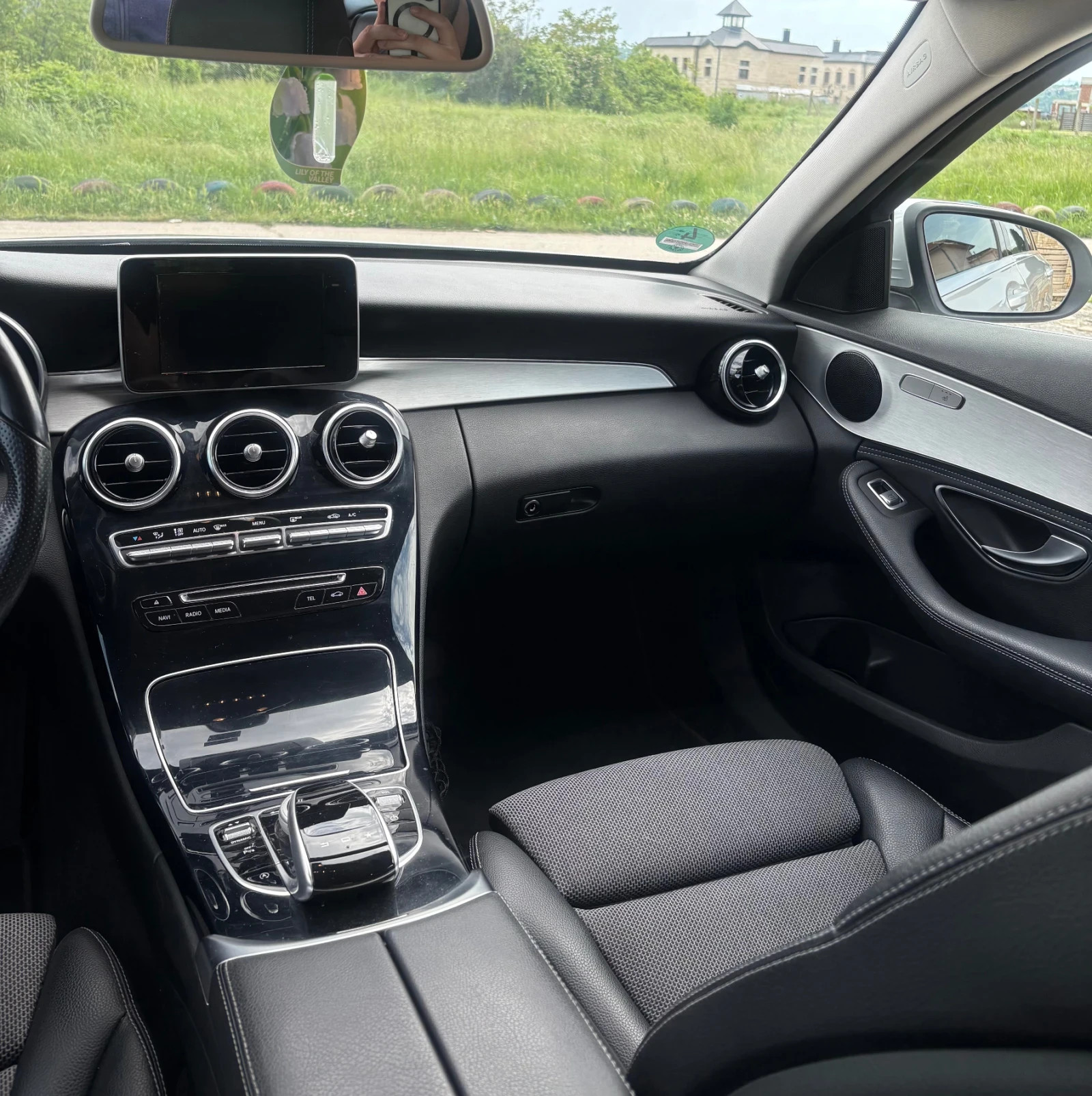 Mercedes-Benz C 180 Avantgarde , снимка 16 - Автомобили и джипове - 54621198