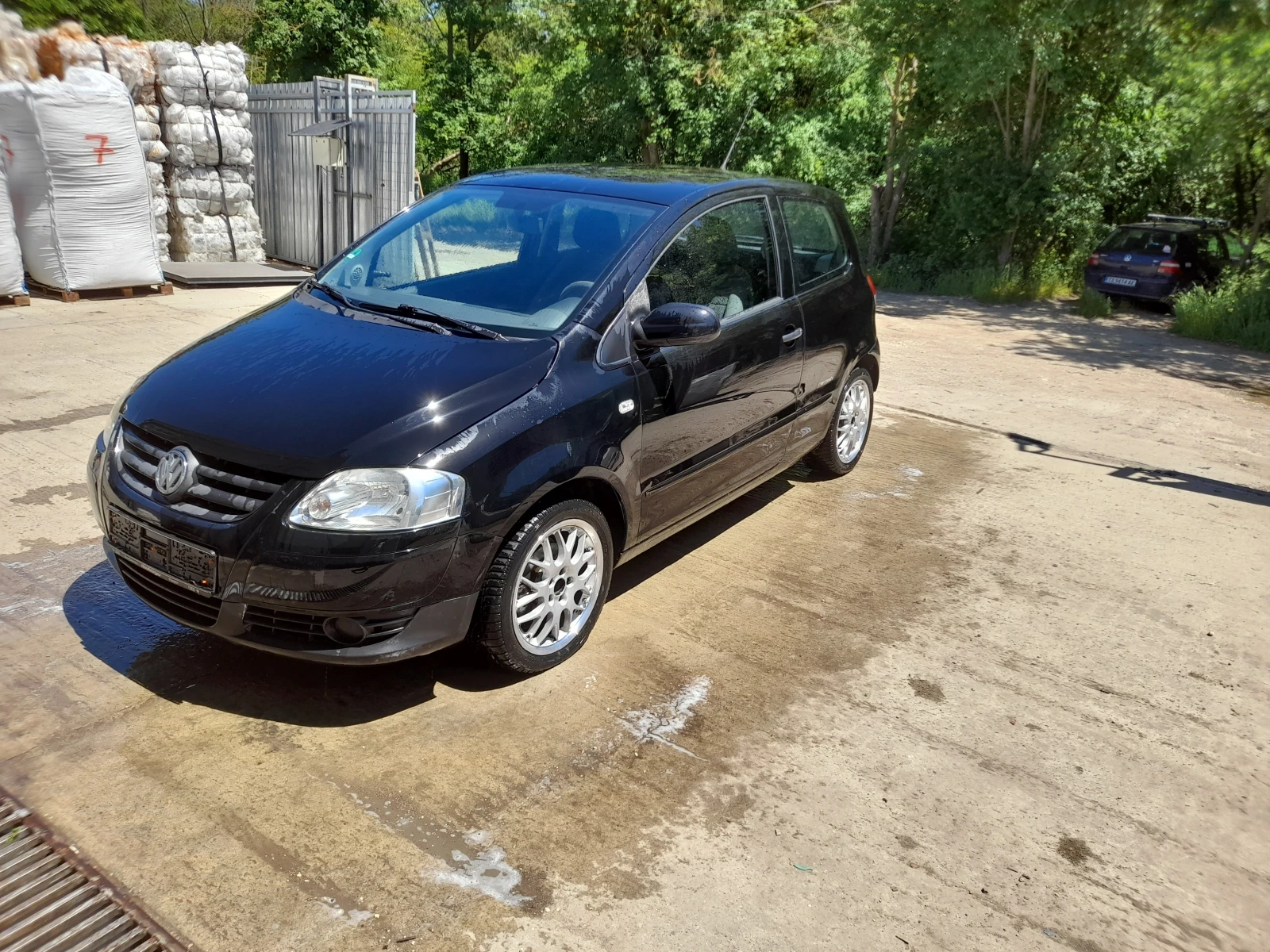 VW Fox 1, 2