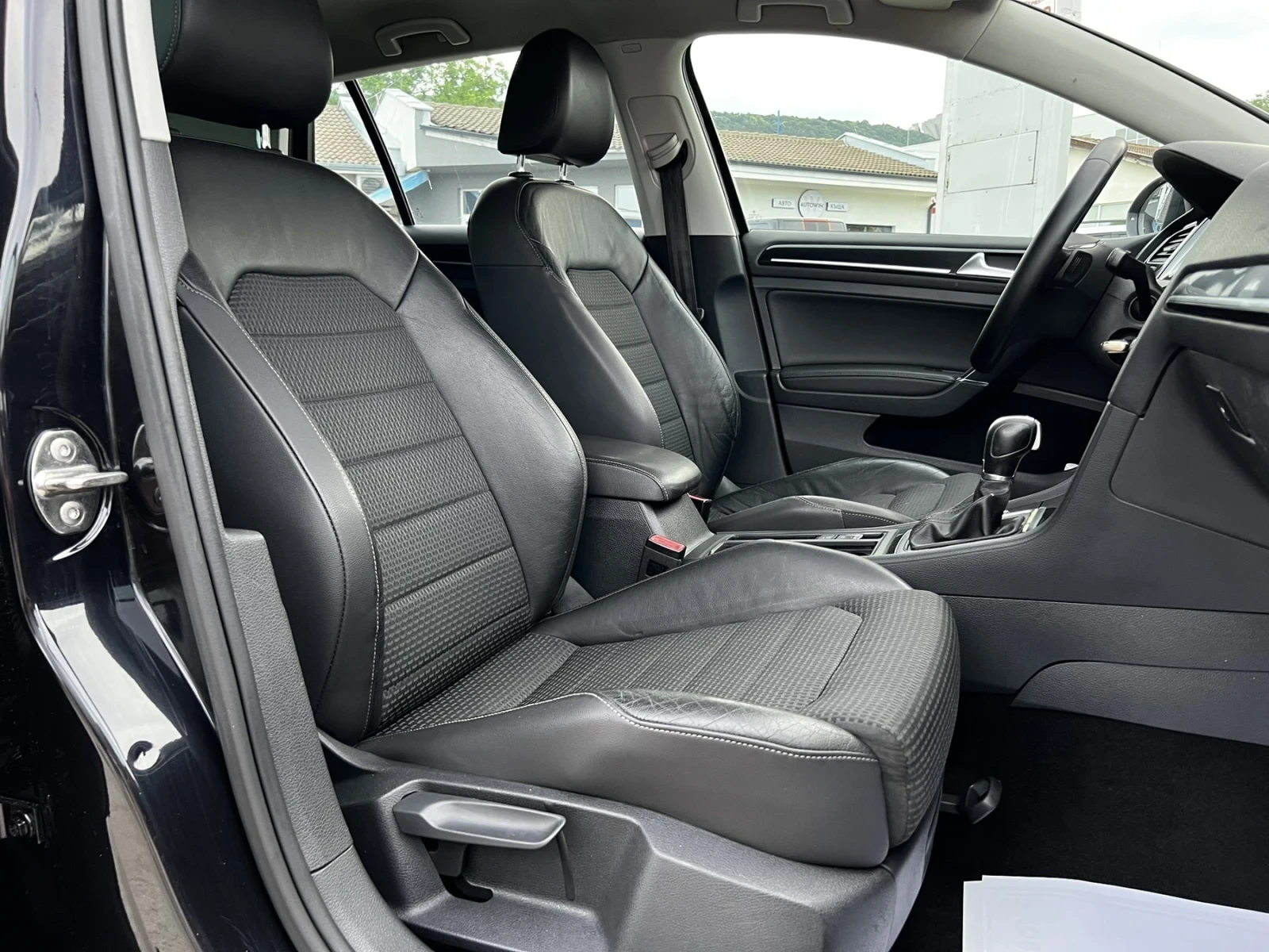 VW Golf 2.0TDI 150hp GTD DsG УНИКАТ, снимка 8 - Автомобили и джипове - 55017169