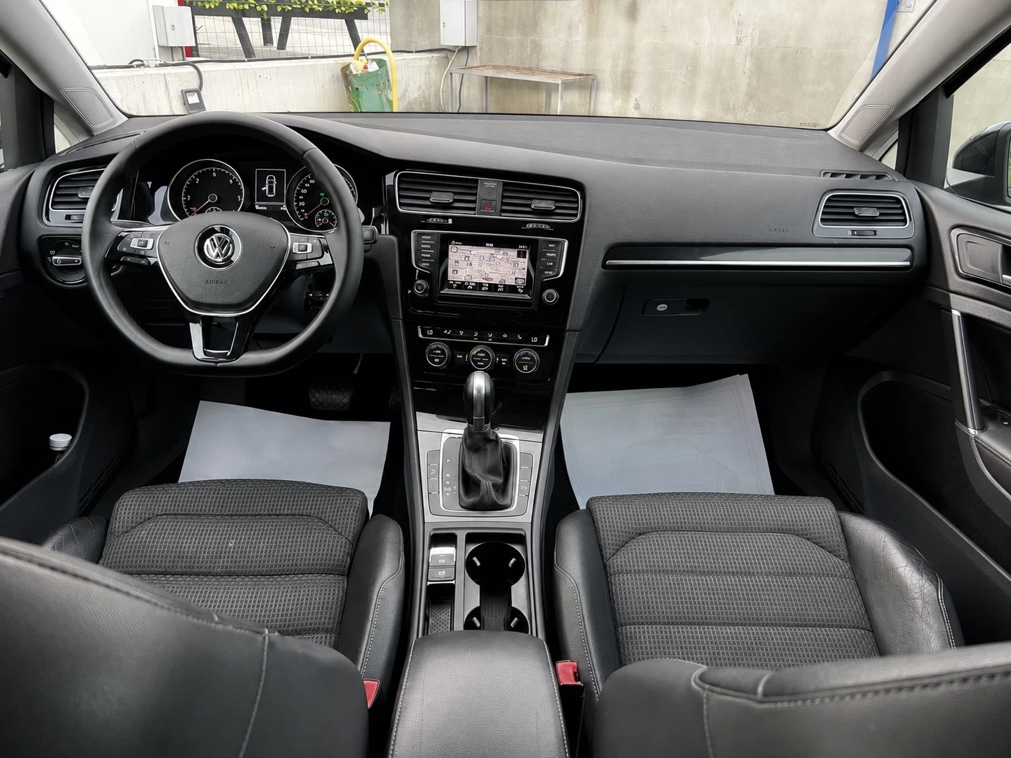 VW Golf 2.0TDI 150hp GTD DsG УНИКАТ, снимка 12 - Автомобили и джипове - 55017169