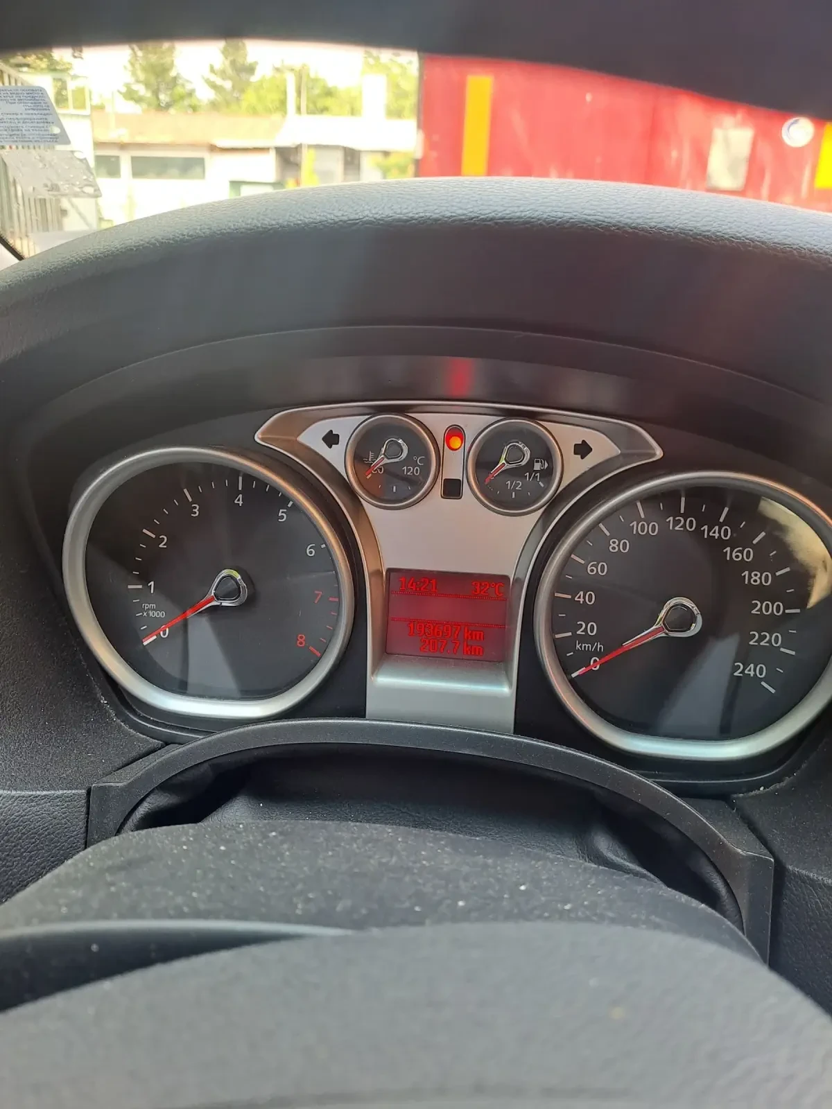 Ford Focus 1.6 16v Face-lift , снимка 9 - Автомобили и джипове - 55332510