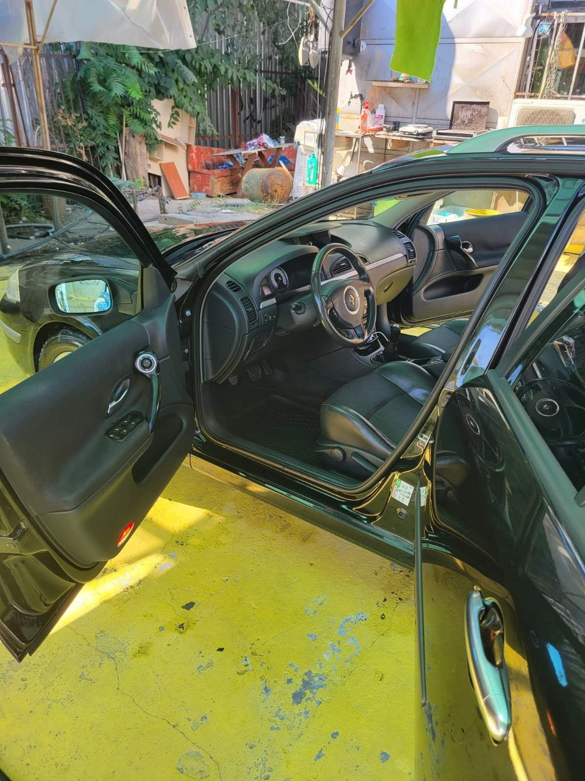 Renault Laguna, снимка 9 - Автомобили и джипове - 55746866