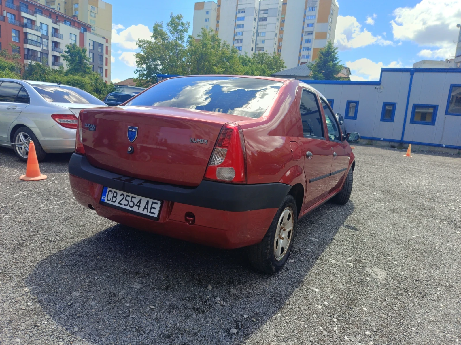 Dacia Logan 1.4 mpi, снимка 3 - Автомобили и джипове - 55750523