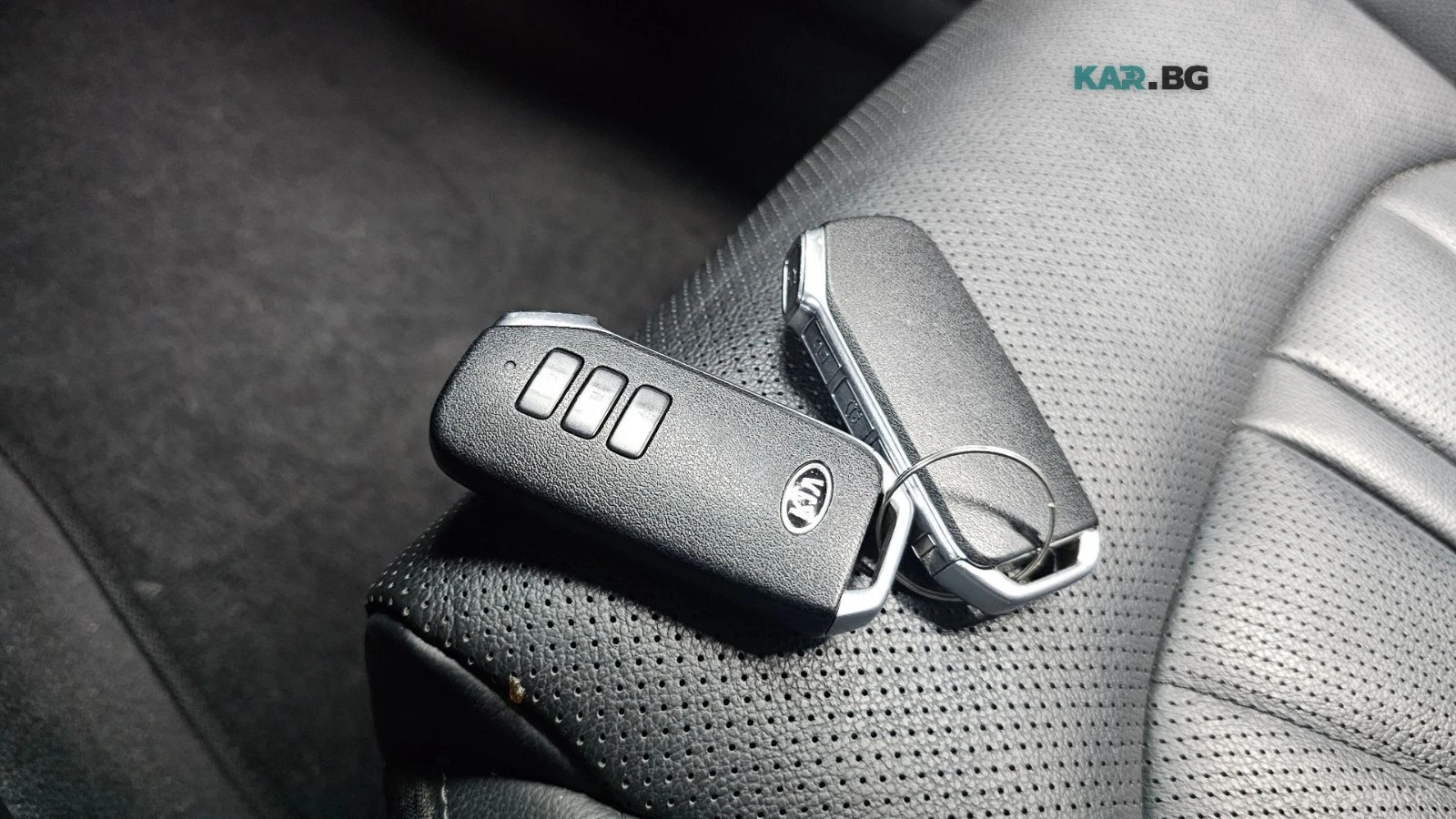 Kia K5 SIGNATURE MAX| DISTRO| HUD| SNP| ОБДУХ| 360| KRELL, снимка 17 - Автомобили и джипове - 56080366