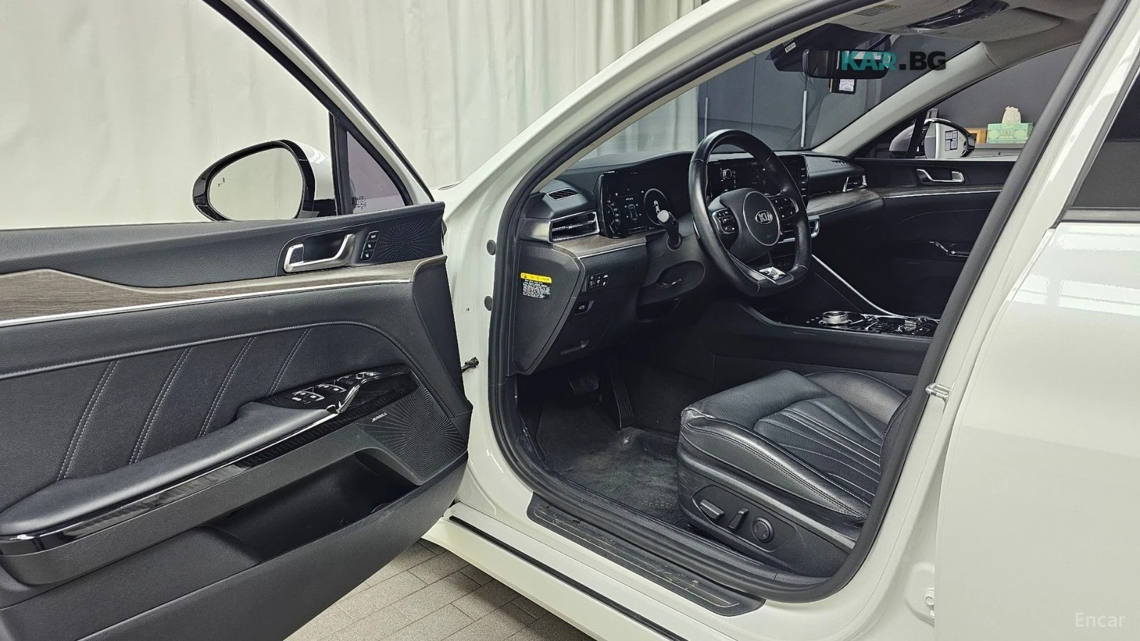 Kia K5 SIGNATURE MAX| DISTRO| HUD| SNP| ОБДУХ| 360| KRELL, снимка 10 - Автомобили и джипове - 56080366