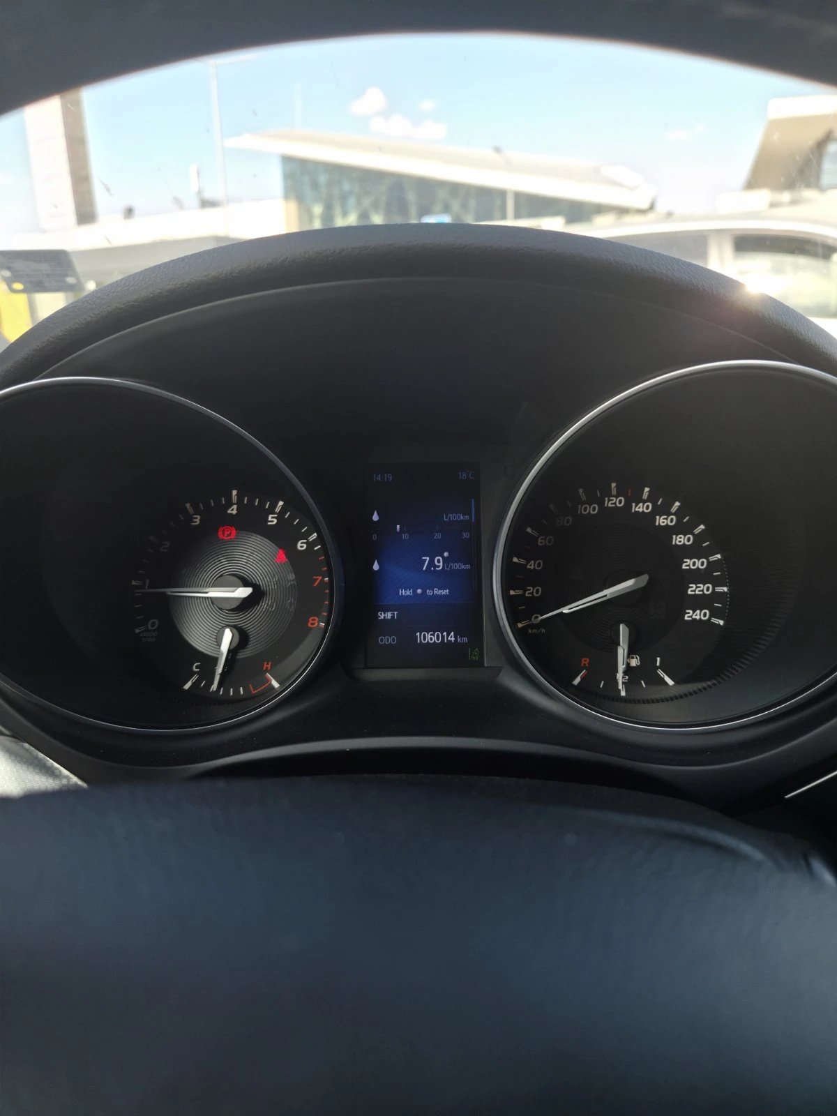 Toyota Avensis, снимка 9 - Автомобили и джипове - 56332775
