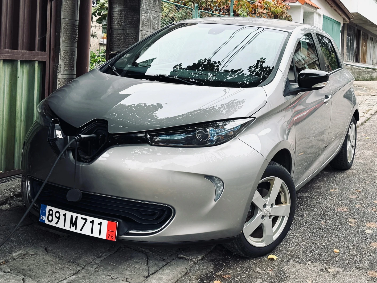 Renault Zoe 22kwh R240, снимка 5 - Автомобили и джипове - 56563697