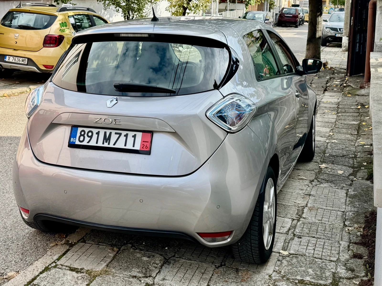 Renault Zoe 22kwh R240, снимка 4 - Автомобили и джипове - 56563697