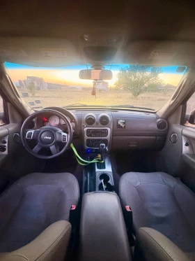 Jeep Cherokee Limited 3.7, снимка 11