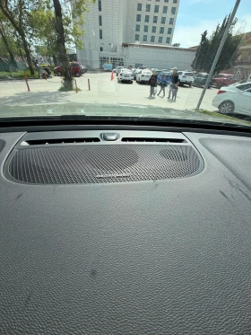 Volvo XC40 Recharge 82 KW Ultimate Термопомпа - 32800 € / 64151.22 лв. - 41892162 14