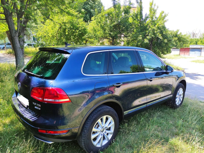 VW Touareg, снимка 6 - Автомобили и джипове - 47078467