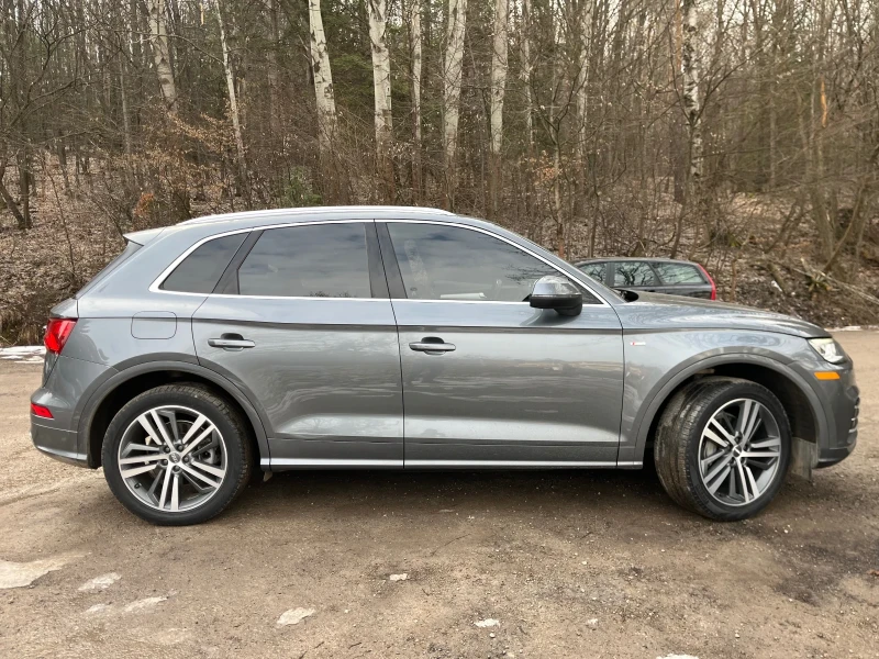 Audi Q5 2.0 TFSI, S-Line, Kyeless, LED, B&O, снимка 3 - Автомобили и джипове - 49367548