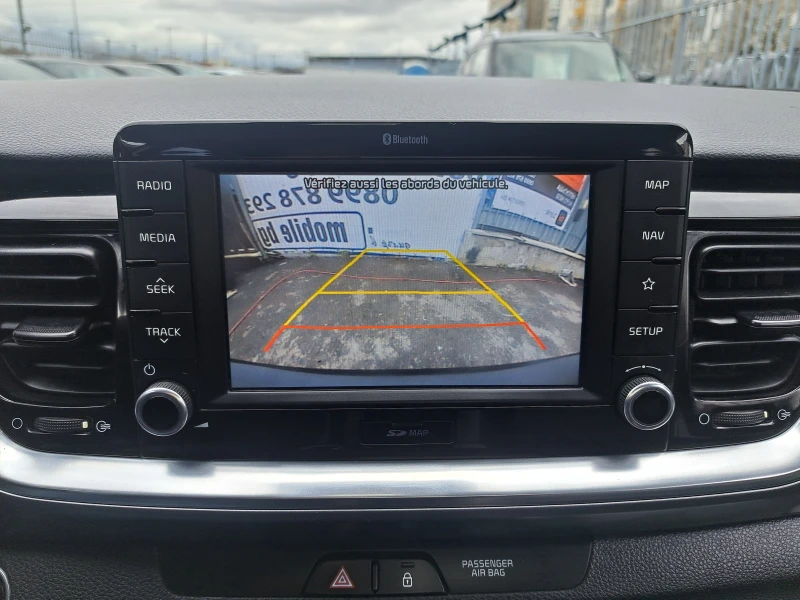 Kia Stonic T-GDI-NAVI-CAMERA-120к.с-FULL, снимка 14 - Автомобили и джипове - 49532173