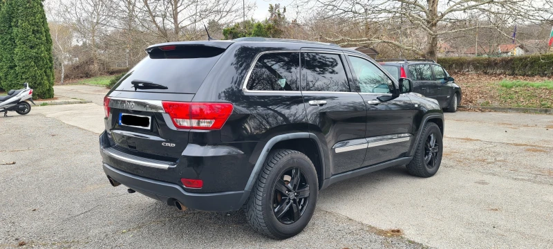 Jeep Grand cherokee 3.0CRD Пружини* Камера* Подгрев* KeyLess* , снимка 5 - Автомобили и джипове - 49630245