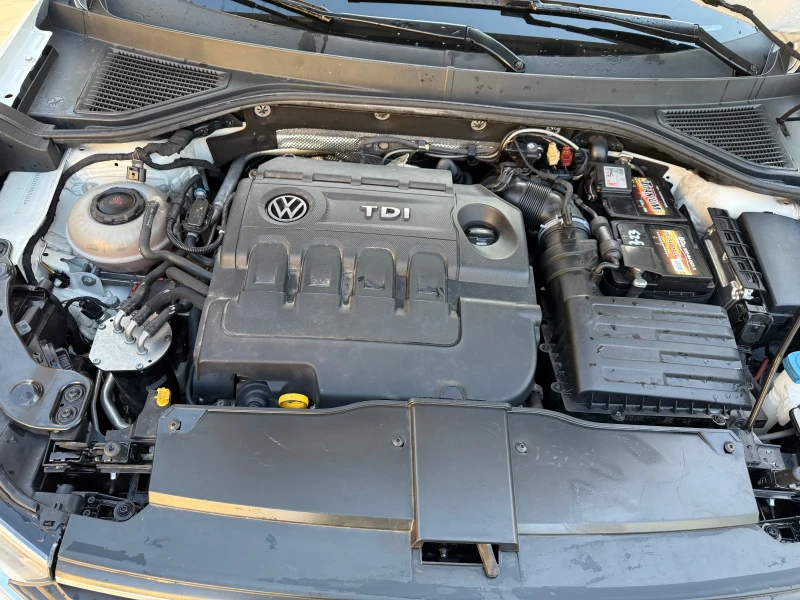 VW T-Roc 2.0TDI* 4x4* Автоматик* MATRIX* Digital Cockpit* , снимка 17 - Автомобили и джипове - 52858241