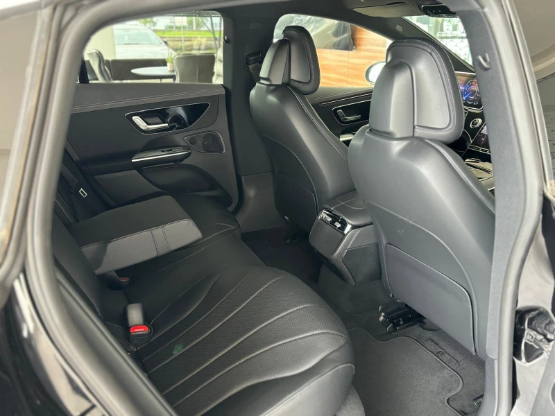 Mercedes-Benz EQE 350 4Matic AMG-Line, снимка 5 - Автомобили и джипове - 53286375
