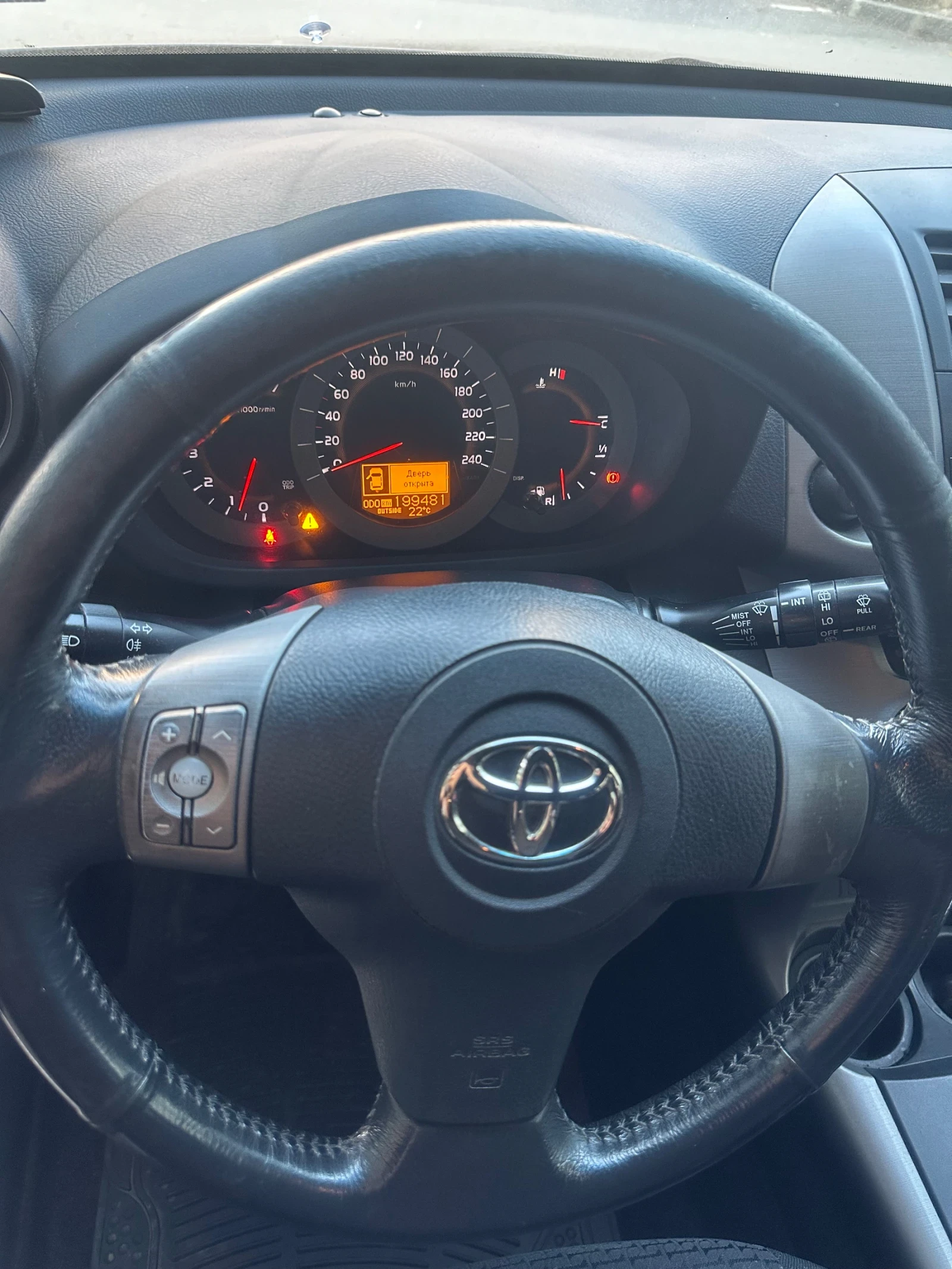 Toyota Rav4 2.2 D4D crossover - изображение 9