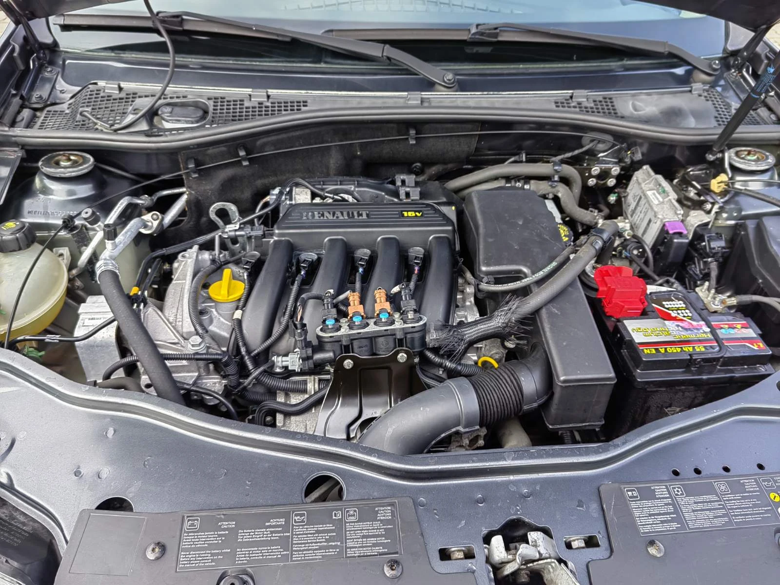 Dacia Duster 1.6i  | Mobile.bg   12