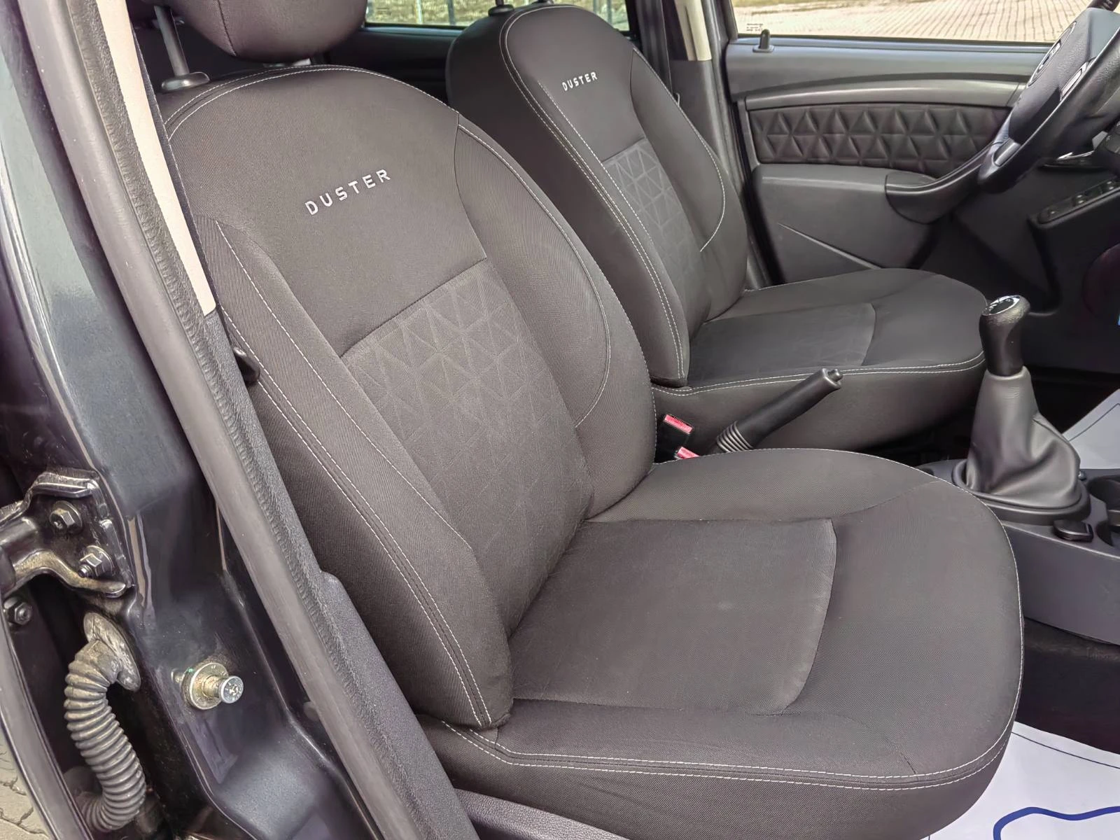 Dacia Duster 1.6i  | Mobile.bg   11