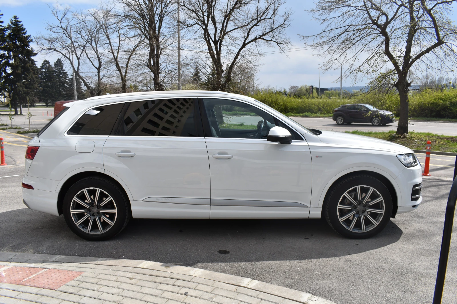 Audi Q7 3.0TDI 3xS-LINE ПОРЪЧКОВ! - изображение 7