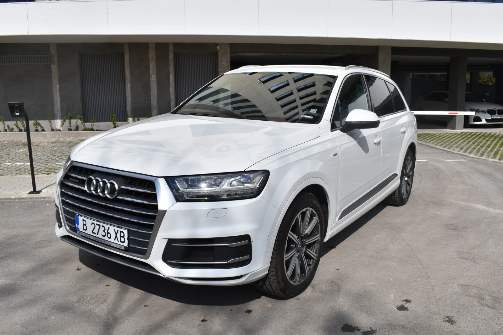Audi Q7 3.0TDI S-LINE ПОРЪЧКОВ MATRIX / ЗАВИВАЩ ЗАДЕН МОСТ - изображение 3