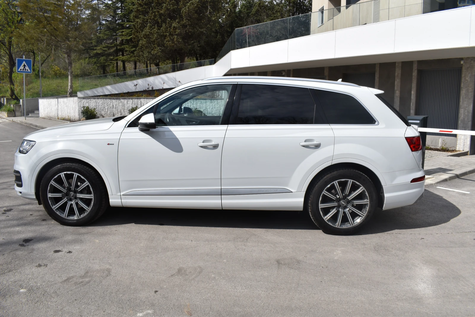 Audi Q7 3.0TDI 3xS-LINE ПОРЪЧКОВ! - изображение 5