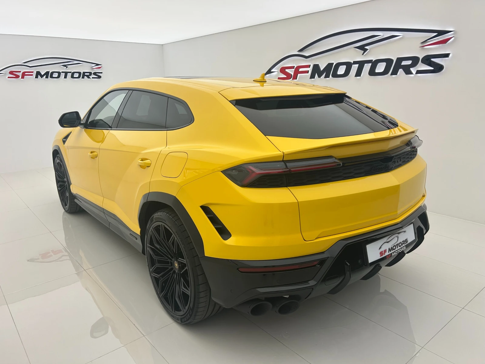Lamborghini Urus SE - изображение 4