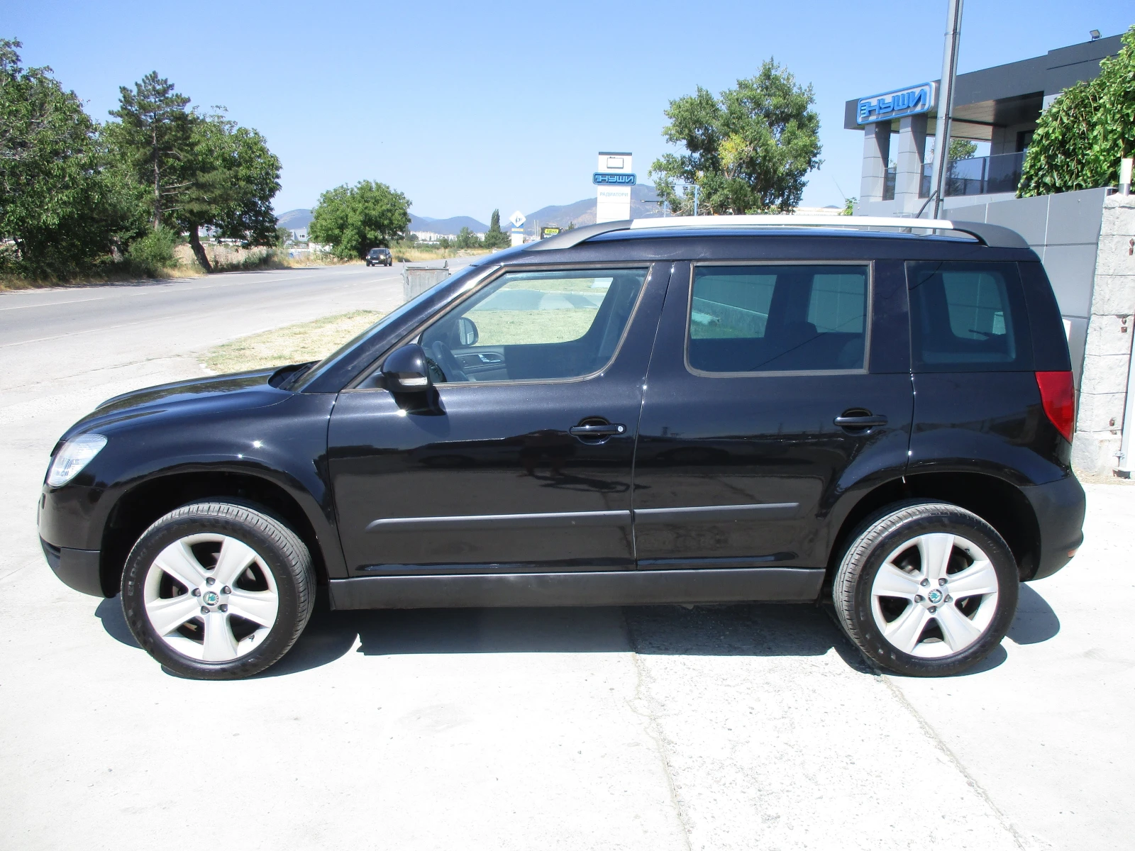 Skoda Yeti 2.0TDI/110кс./4X4/КАТО НОВА/ - изображение 7