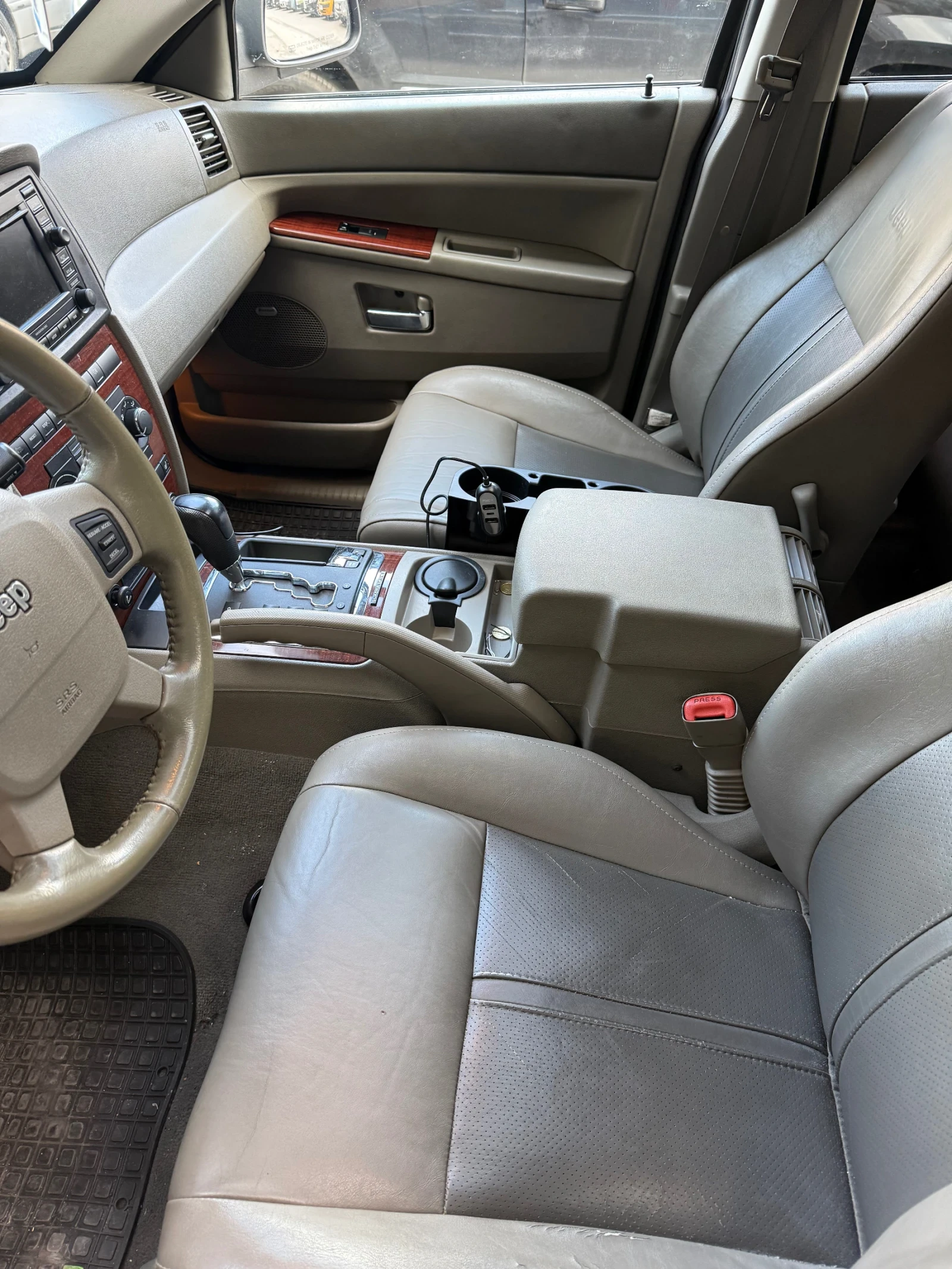 Jeep Grand cherokee  - изображение 9