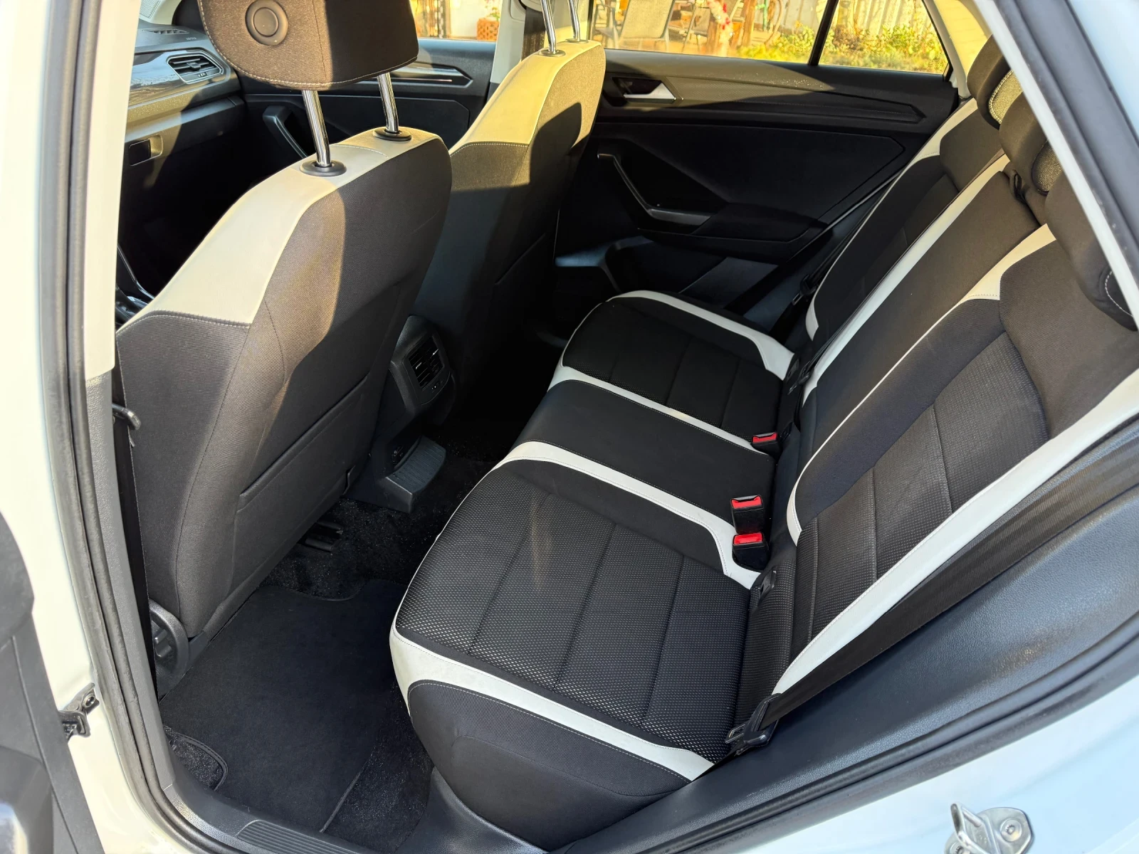 VW T-Roc 2.0TDI* 4x4* ���������* MATRIX* Digital Cockpit*  | Mobile.bg � ����������� 16