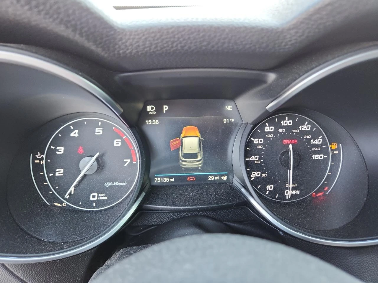 Alfa Romeo Stelvio Ti SPORT AWD - изображение 9