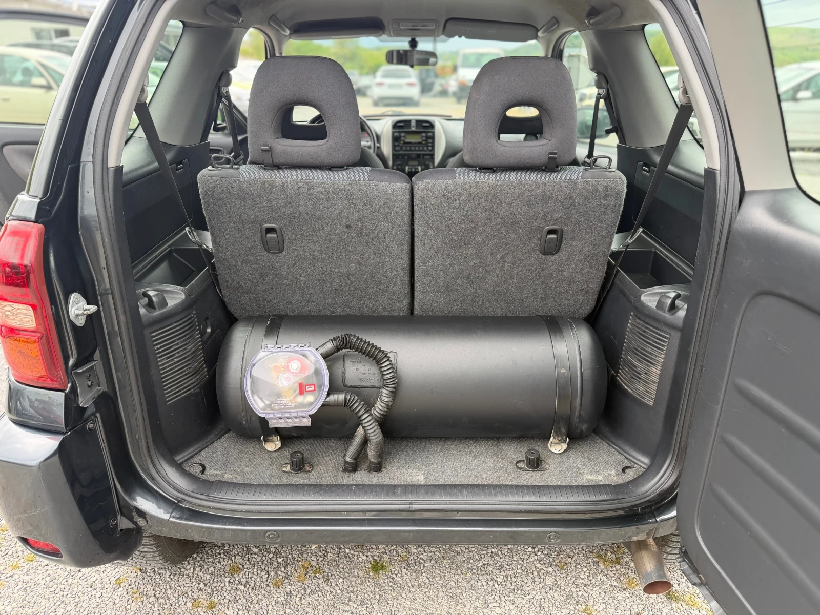 Toyota Rav4 2.0i* GPL/ГАЗ, снимка 11 - Автомобили и джипове - 54485634