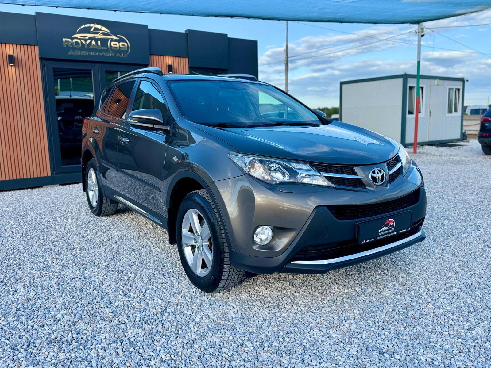Toyota Rav4 2.0D-4D::Executive::1 собственик, снимка 3 - Автомобили и джипове - 54611263