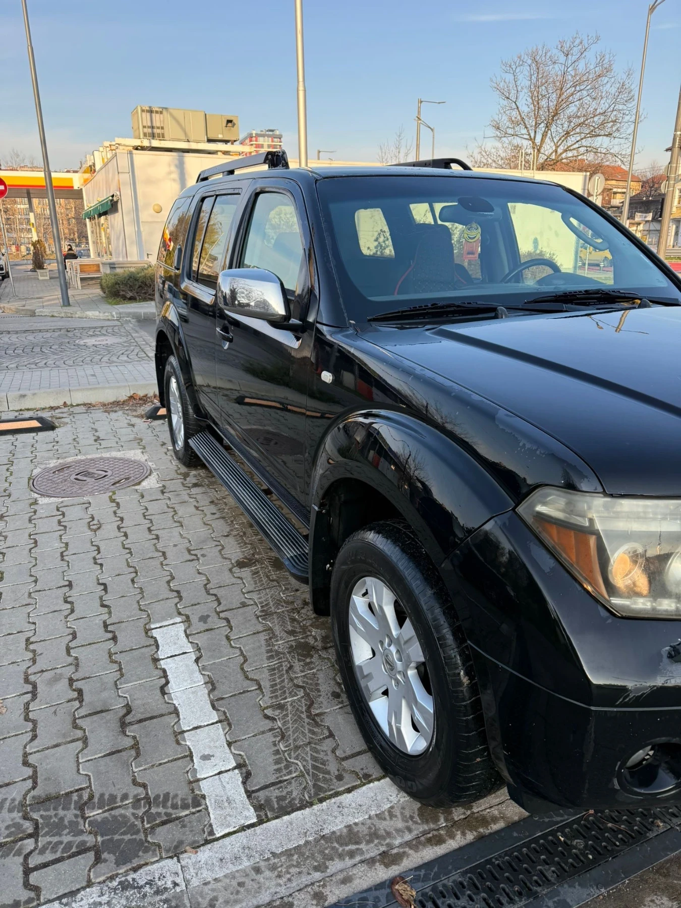 Nissan Pathfinder, снимка 4 - Автомобили и джипове - 54693907
