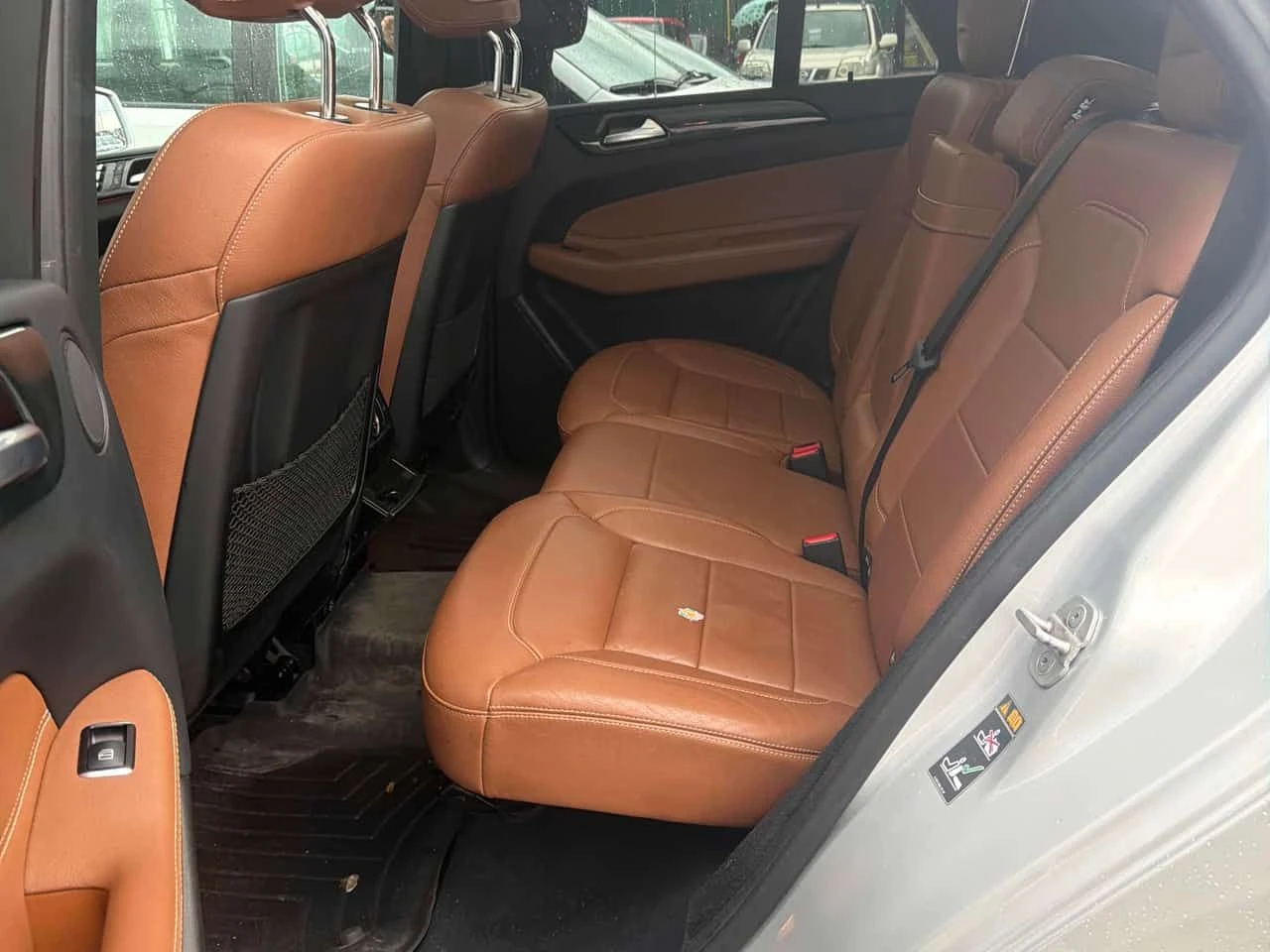 Mercedes-Benz GLE 400  | DISTRONIC | 360 |  PANO | ДВА КЛЮЧА , снимка 10 - Автомобили и джипове - 54736792