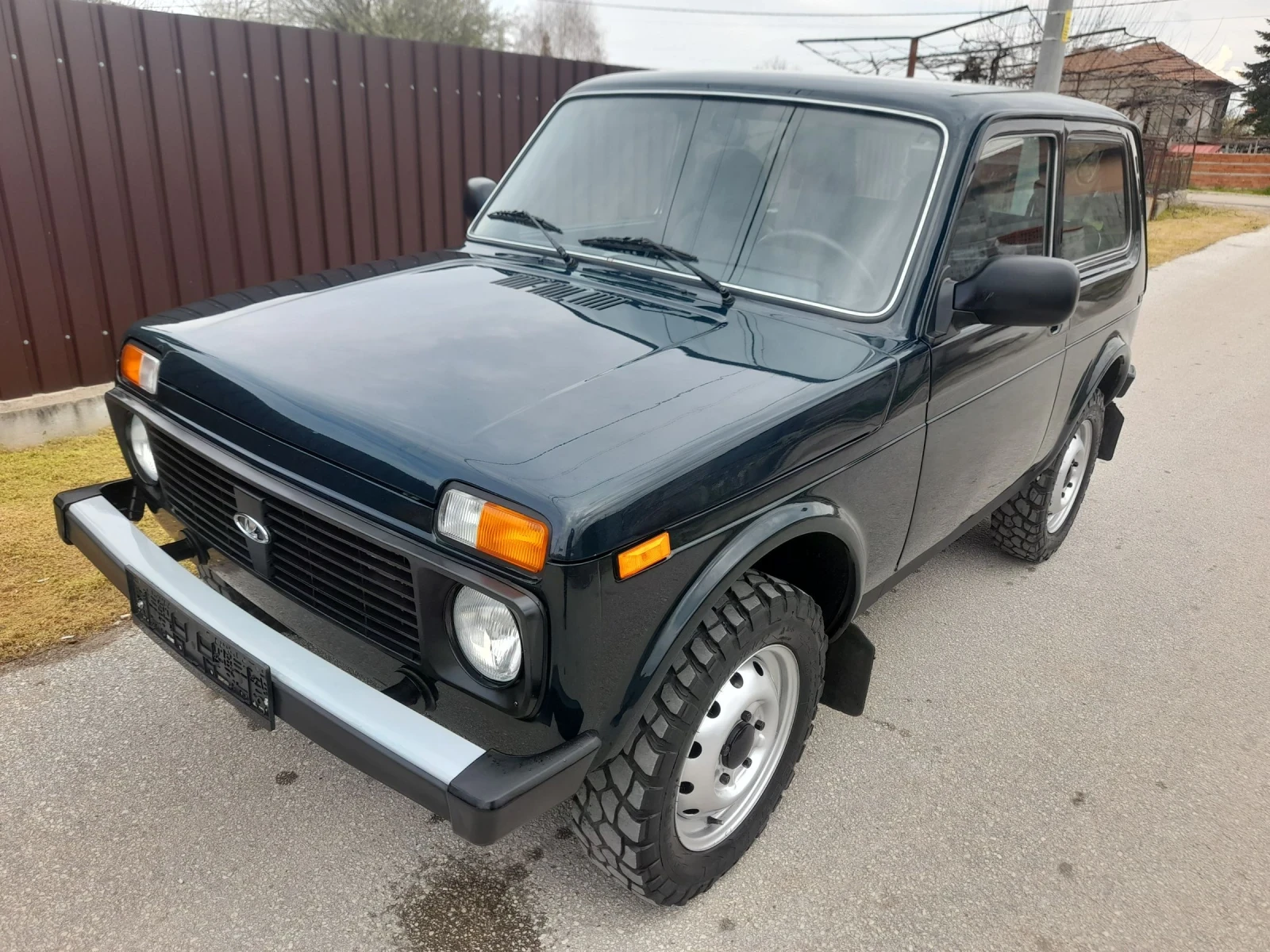 Lada Niva 1.7l, снимка 2 - Автомобили и джипове - 55008661