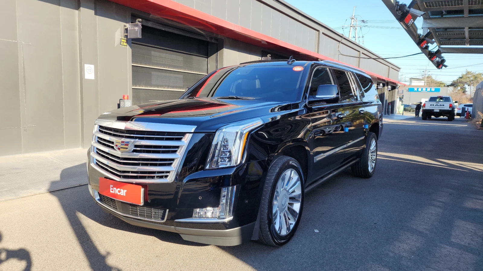 Cadillac Escalade 6.2 ESV* ЕЛ. БАГАЖНИК* ОБДУХВАНЕ* 360* HUD* КРАЙНА