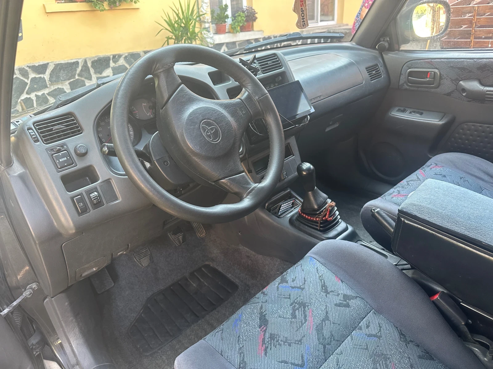 Toyota Rav4 Джип, снимка 9 - Автомобили и джипове - 55799107