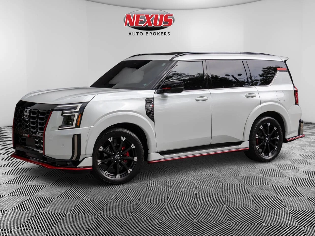 Nissan Armada NISMO 4x4, снимка 7 - Автомобили и джипове - 55907570