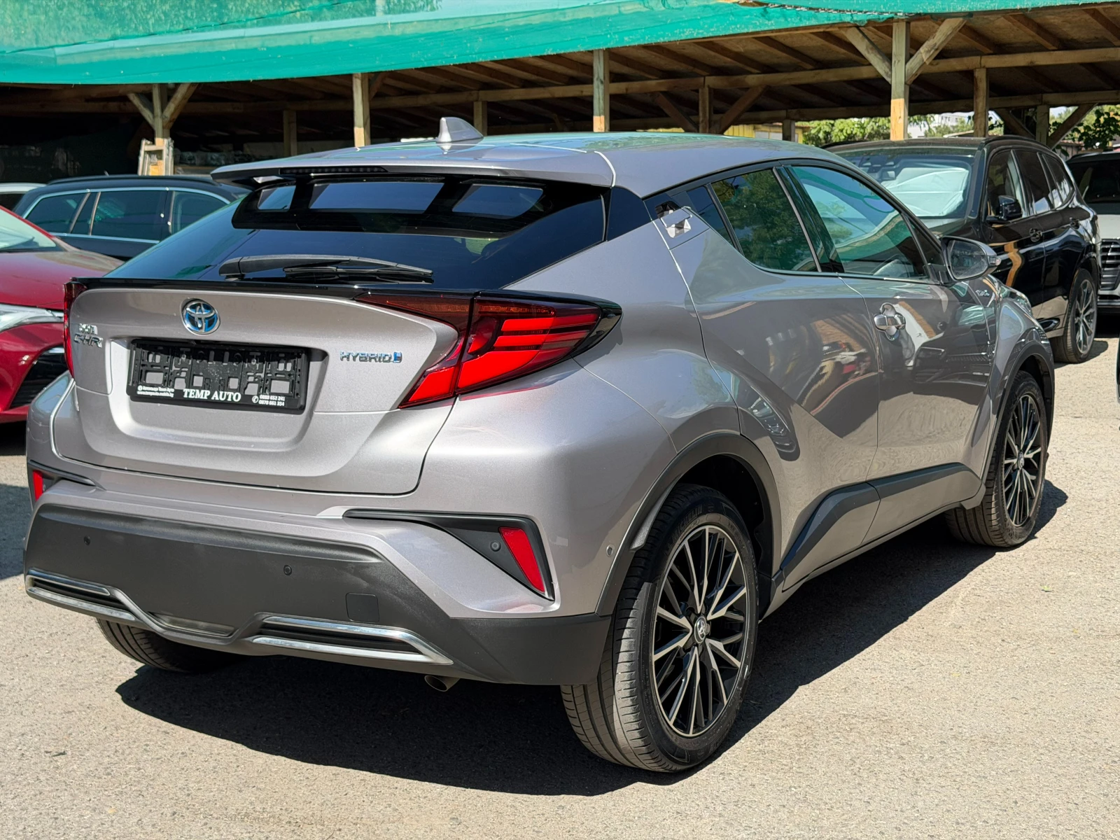 Toyota C-HR 2.0i* 184к* СЕРВИЗНА КНИЖКА С ПЪЛНА ИСТОРИЯ В ТОЙО, снимка 5 - Автомобили и джипове - 56119985
