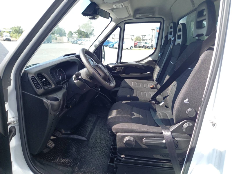 Iveco Daily 35C16, снимка 10 - Бусове и автобуси - 52009772