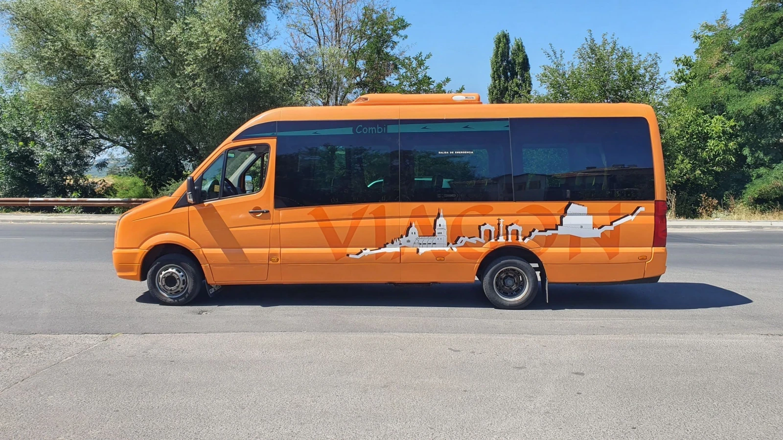 VW Crafter Нов внос 23 места 163к.с. - изображение 7