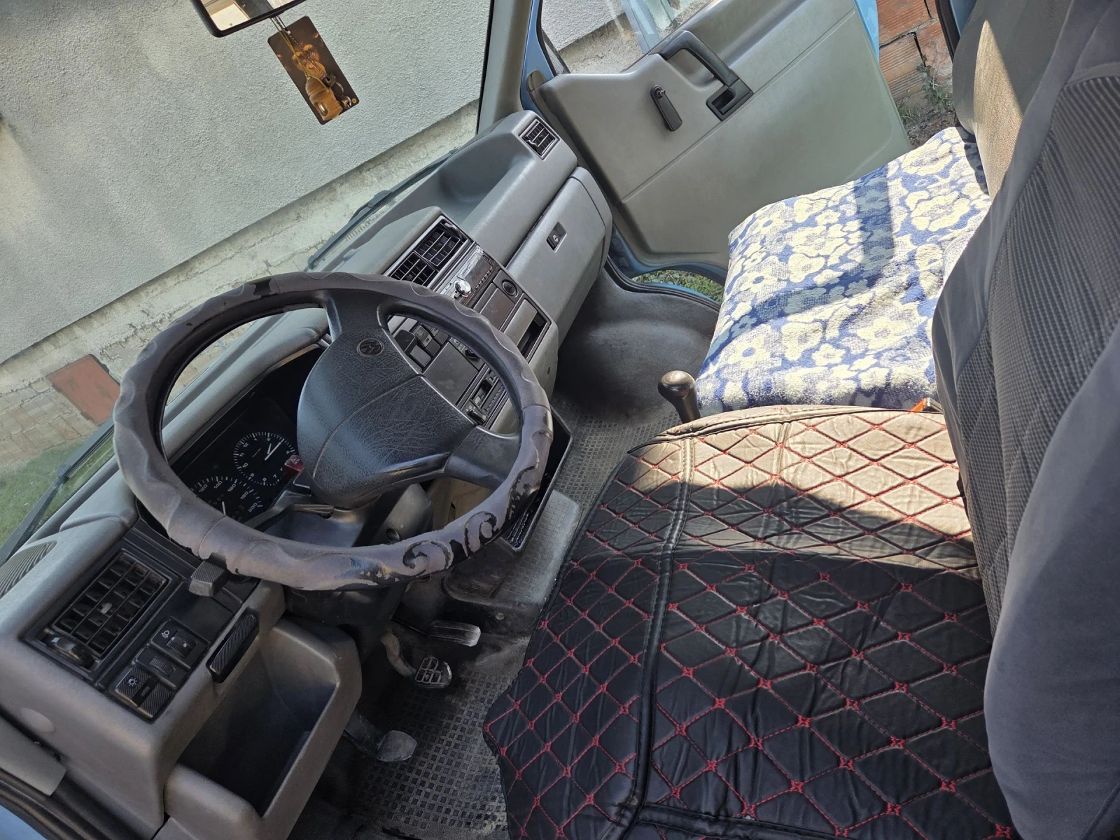 VW Transporter, снимка 8 - Бусове и автобуси - 54207219