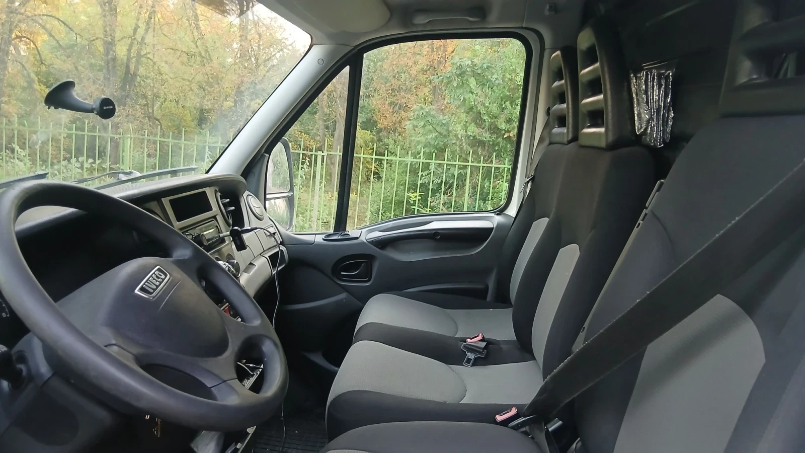 Iveco Daily 35C17, снимка 12 - Бусове и автобуси - 56298255