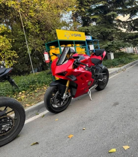 Ducati Panigale V4 S 2024, снимка 3