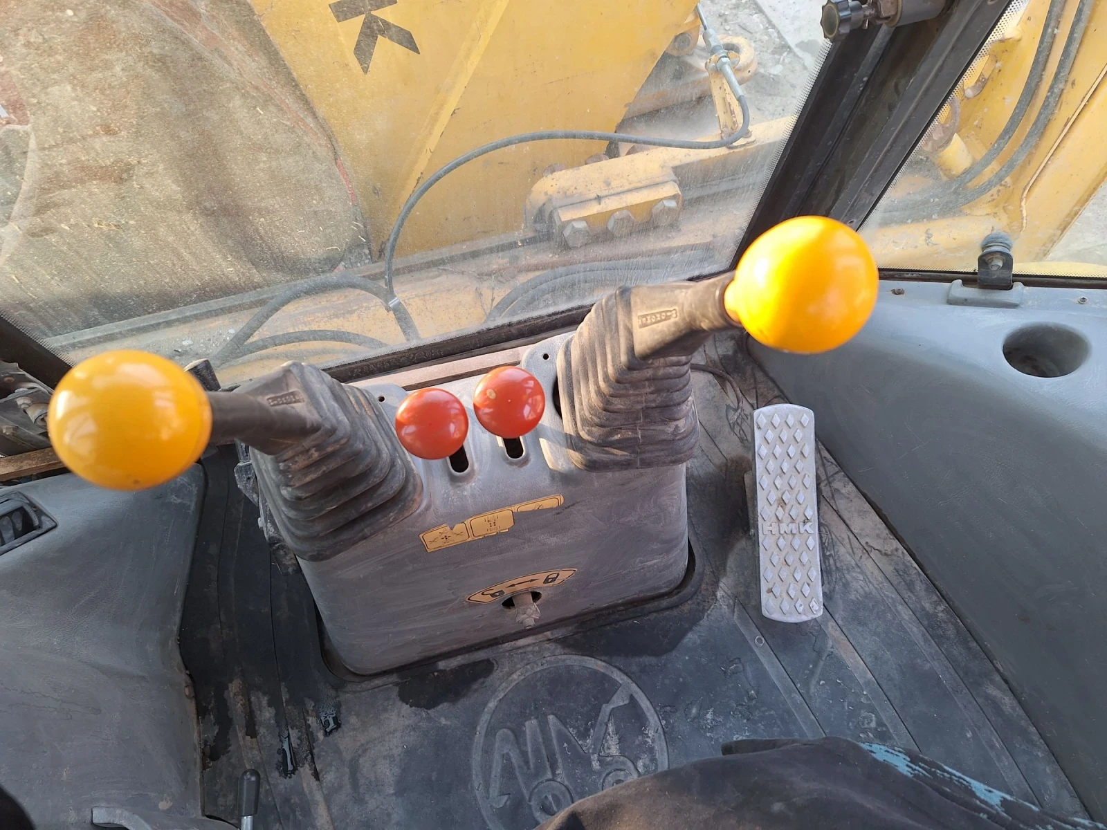 Багер Hidromek 102В - изображение 4